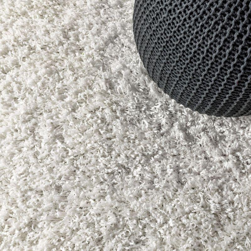 5'x8' Mercer Shag Plush Area Rug, White - JONATHAN Y