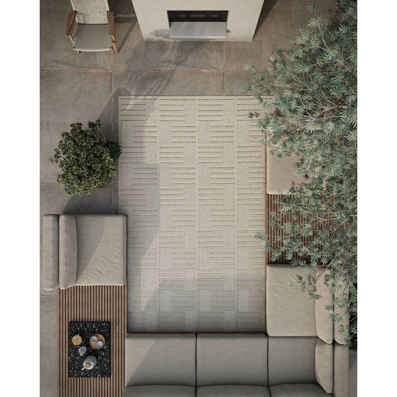 Momeni Dante Geometric Machine Loomed Indoor/Outdoor Rug Beige