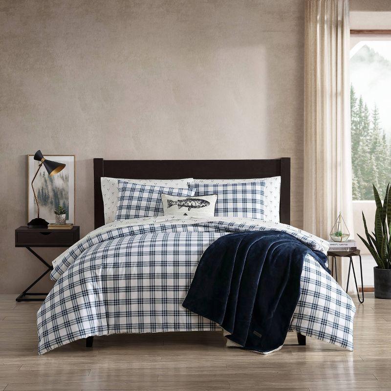 Eddie Bauer Arrowhead Eddie Bauer Basic Plaid Navy Cotton Percale Duvet Cover Set
