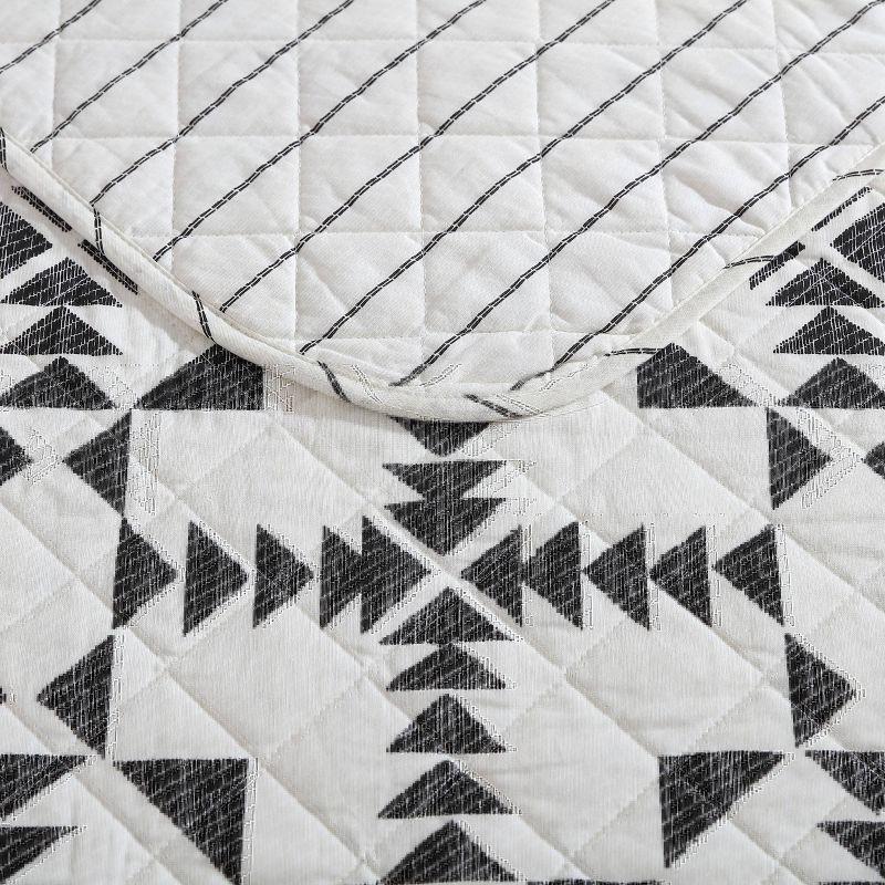 Arrowhead Reversible Quilt Set Charcoal - Eddie Bauer