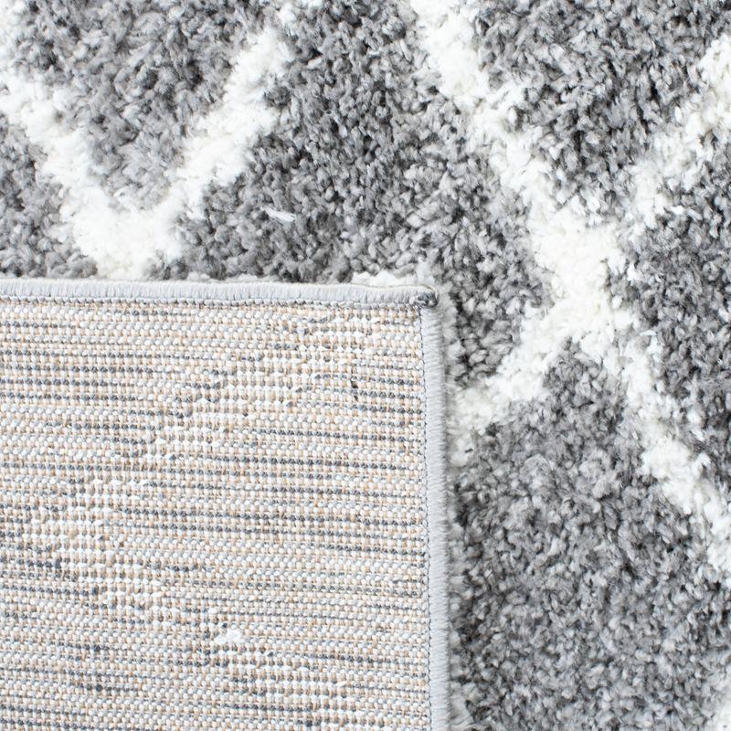 Berber Shag BER165 Power Loomed Indoor Area Rug - Light Grey/Cream - 6'7"x6'7" - Safavieh