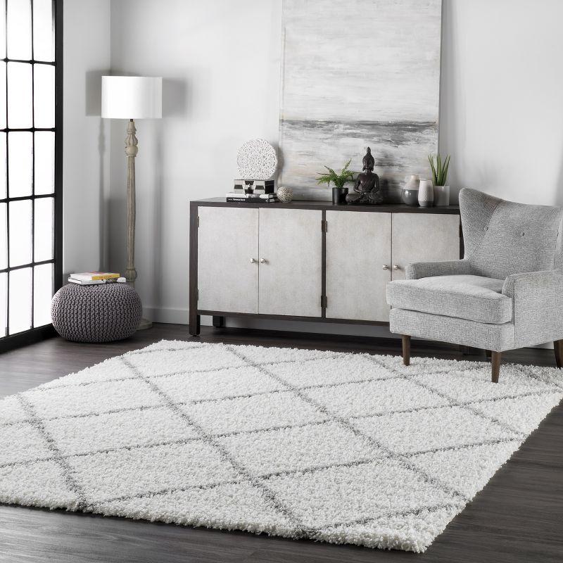 Plush Moroccan Shag Area Rug with Lattice Design, 52" Square, White