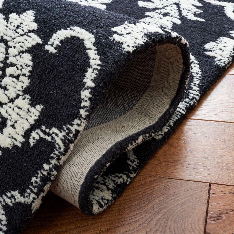 Metro MET996 Hand Tufted Indoor Runner Rug - Black/Ivory - 2'3"x8' - Safavieh