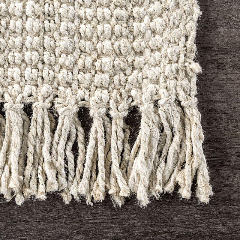 Handmade Braided Jute Oval Rug in Bleach White, 2' x 3'