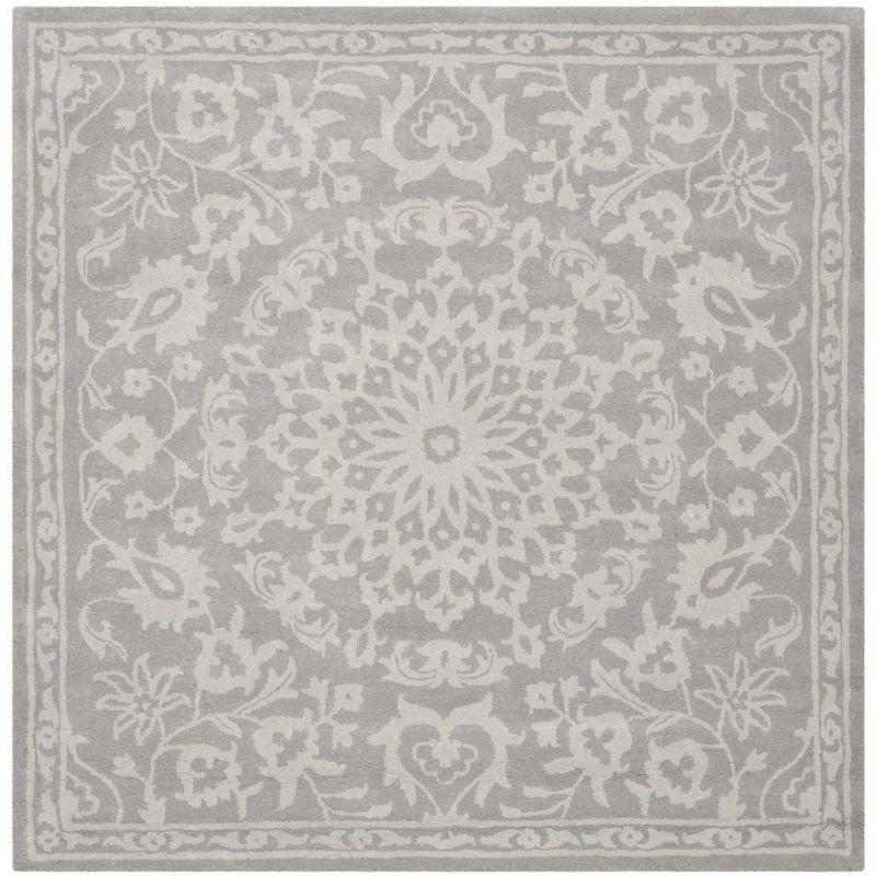 Bella BEL446 Hand Tufted Area Rug  - Safavieh