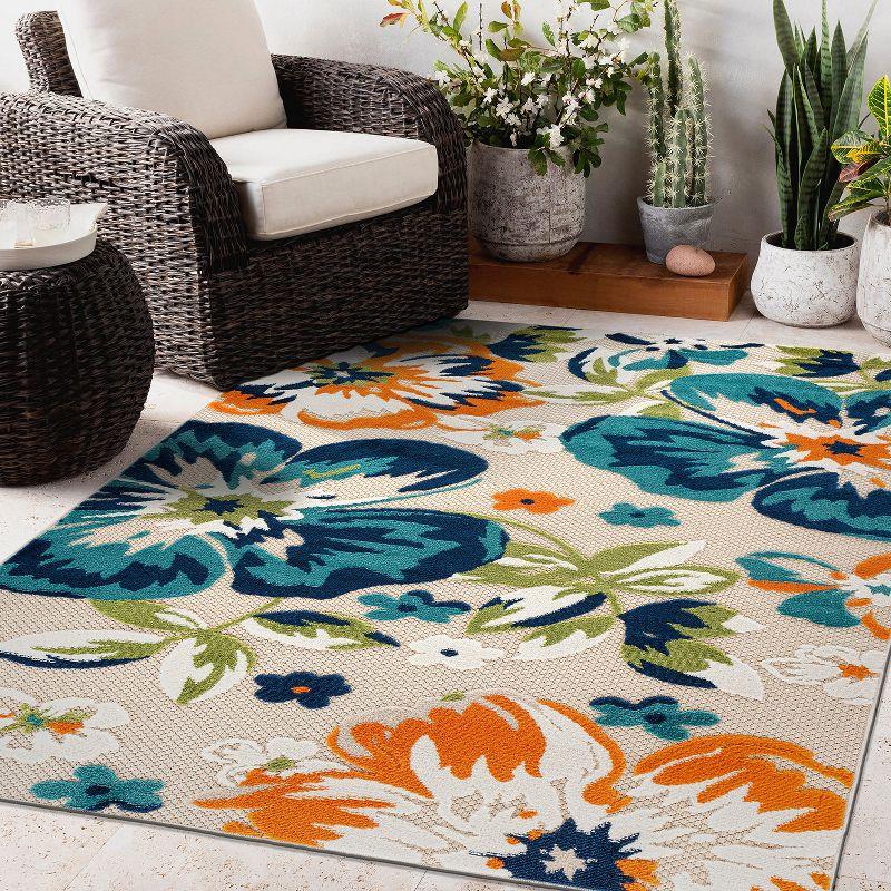 World Rug Gallery Bergamo Contemporary Floral Indoor/Outdoor Area Rug