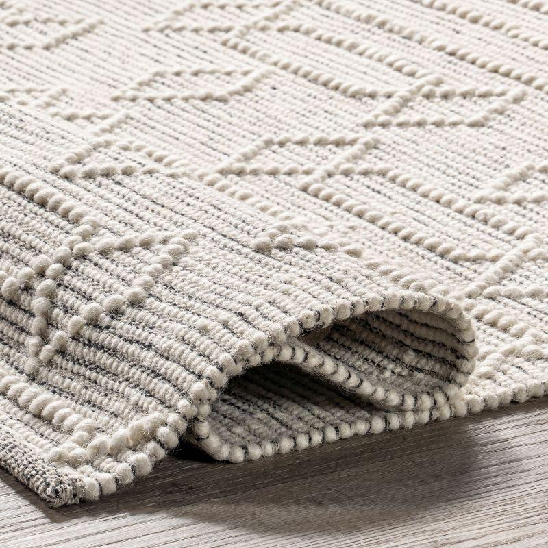 Nuloom Lucile Moroccan Diamond Wool Indoor Area Rug