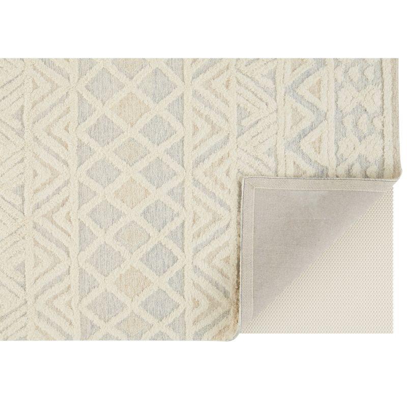 Anica Traditional Geometric Ivory/Blue/Tan Area Rug