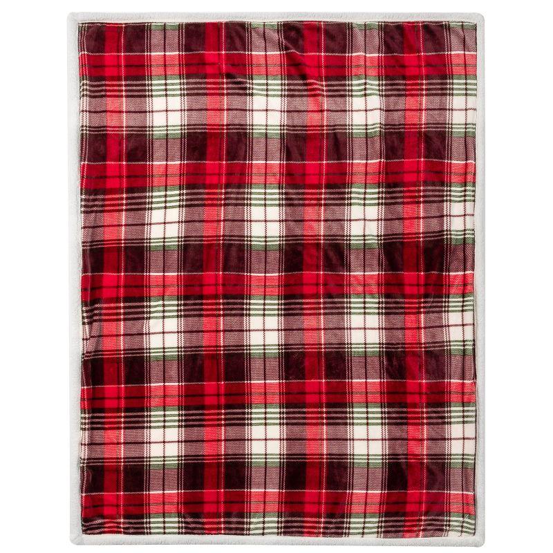 PAVILIA Soft Fleece Blanket Throw for Couch, Lightweight Plush Warm Blankets for Bed Sofa with Jacquard Pattern