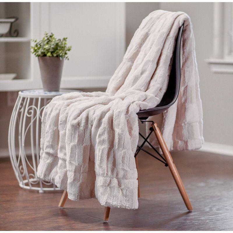 Chanasya Embossed Deco Faux Fur Throw Blanket