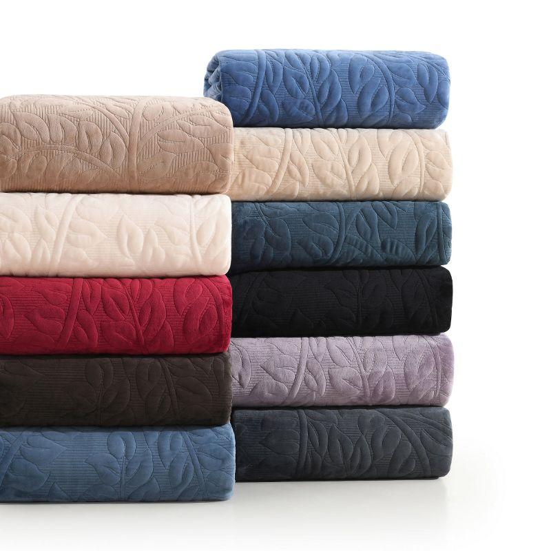 MarCielo Marcielo Oversized Embroidered Velvet Quilt Set With 2 Pillow Shams