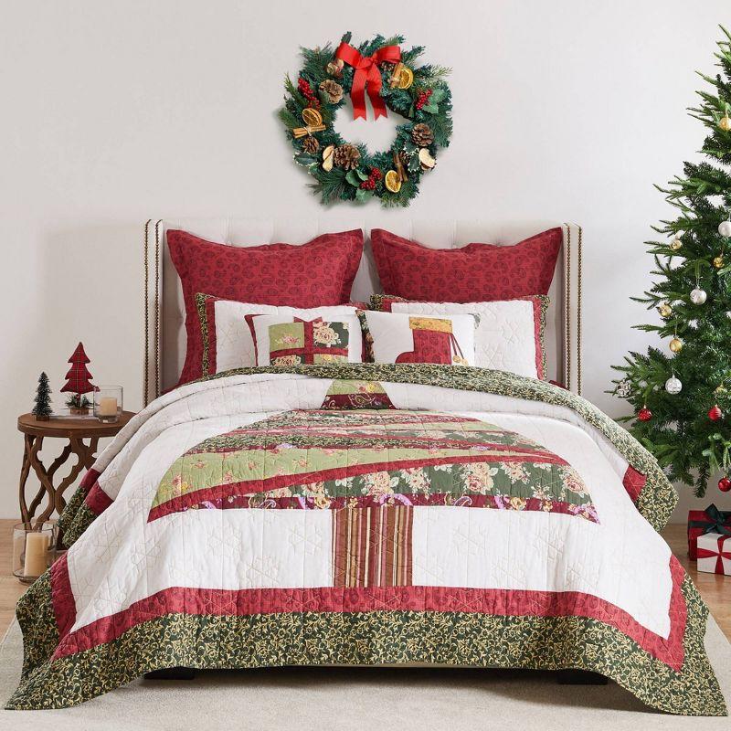 Christmas Tree Holiday Reversible Quilt Set