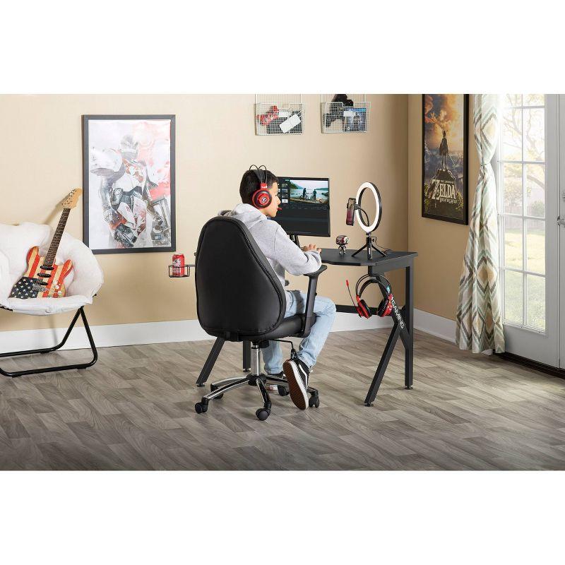 SD Gaming Saga PC Gaming Desk with Charging Hub