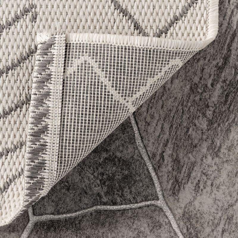 Ezri Diamond Indoor/Outdoor Area Rug for Living Room Patio Deck Front Porch Kitchen, Ivory/Dark Grey