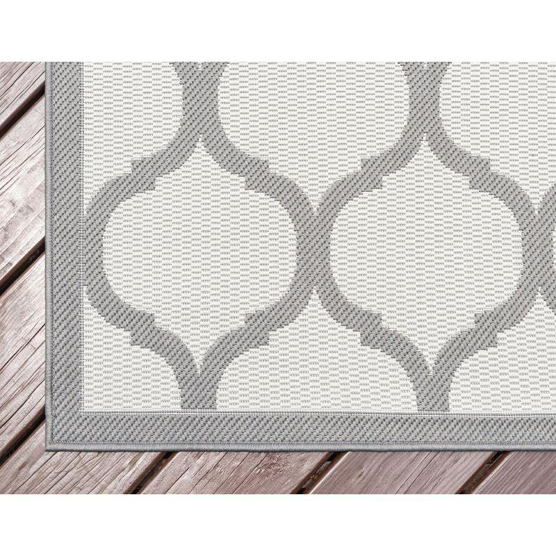 Unique Loom 6' 1 x 9' 0 Gray Outdoor Trellis Moroccan Area Rug