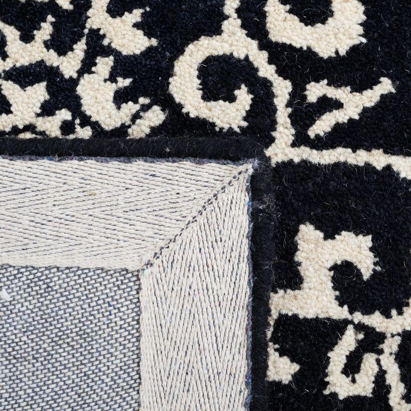 Antiquity AT860 Hand Tufted Indoor Area Rug - Black/Ivory - 6'x6' - Safavieh