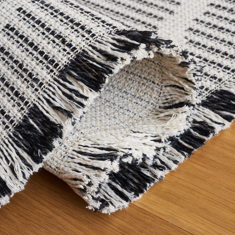 Augustine AGT503 Machine Made Indoor Area Rug - Ivory/Black - 6'-4"x6'-4" - Safavieh