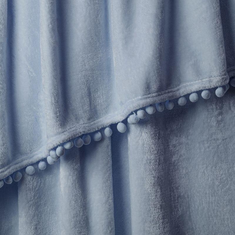 Pavilia Hand Woven Throw Blanket