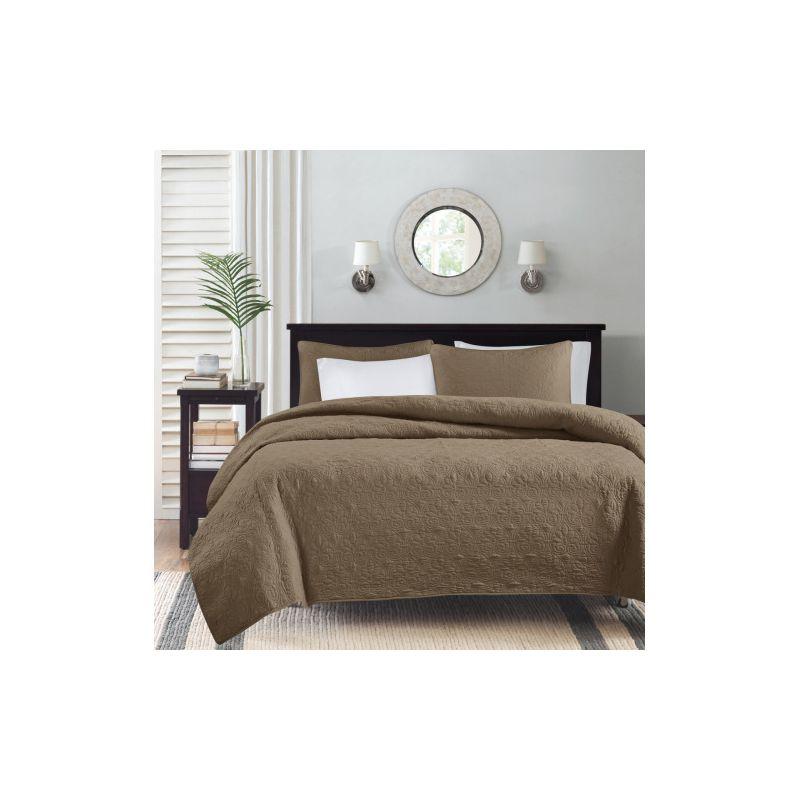 Madison Park Quebec Reversible Quilt Set