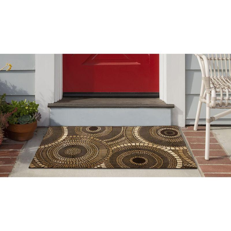 Liora Manne Marina Circles Indoor/Outdoor Rug Brown 2'7" x 4'3"