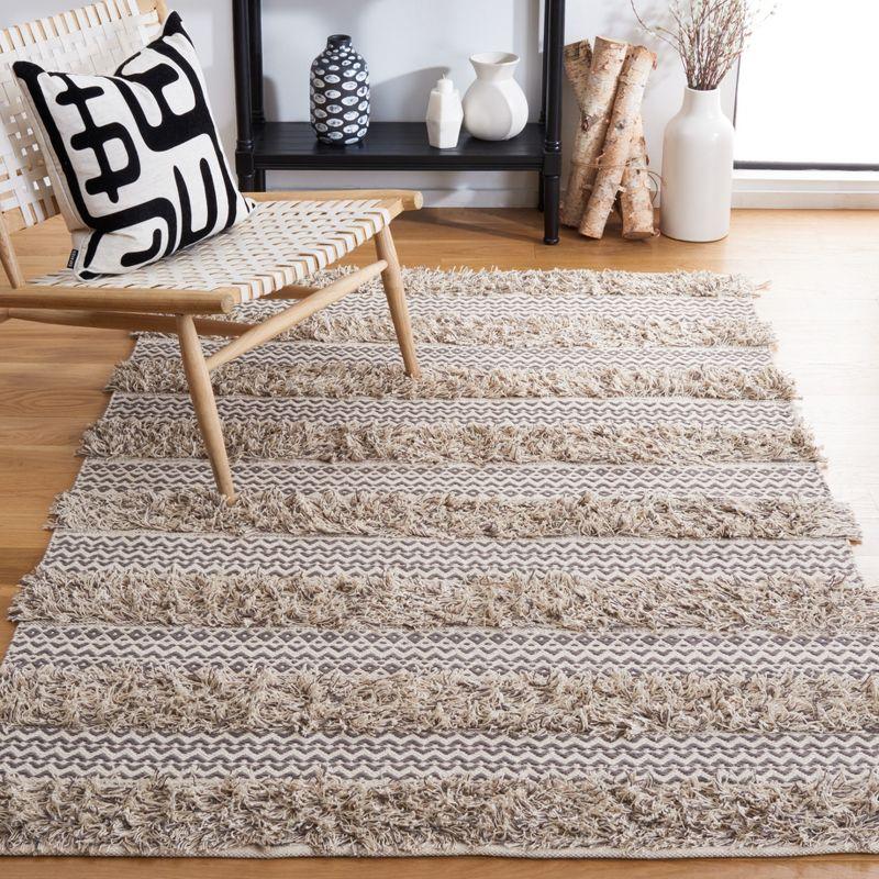 Handwoven Gray Cotton 4' x 6' Beach House Style Area Rug