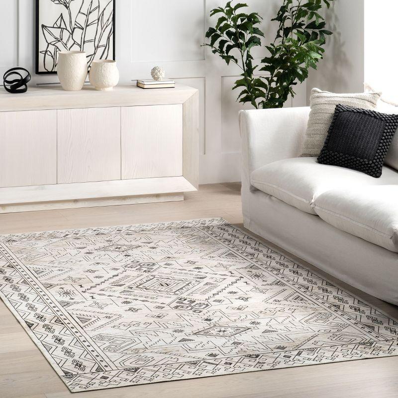 Nuloom Malena Geometric 5x8 Machine Washable Indoor Area Rug for Living Room Bedroom Dining Room Kitchen, Light Grey/Ivory