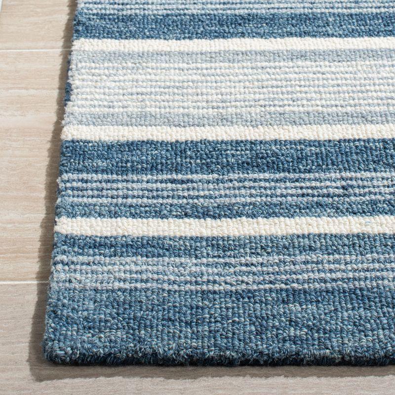 Metro MET602 Hand Tufted Indoor Area Rug - Blue/Ivory - 4'x6' - Safavieh