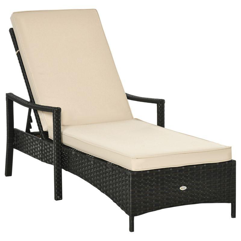 Outdoor Wicker Chaise Lounge