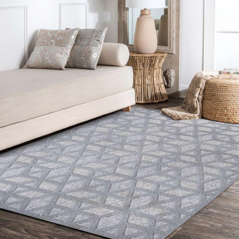 3'x5' Talaia Neutral Geometric Indoor/Outdoor Area Rug, Light Gray - JONATHAN Y