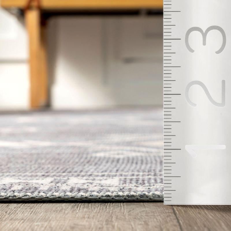 Nuloom Evalyn Southwestern Pet Friendly Machine Washable Area Rug, 5' x 8', Grey