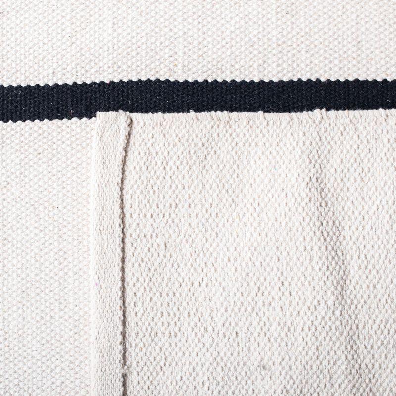 Montauk MTK311 Hand Woven Indoor Accent Rug - Ivory/Black - 2'3"x4' - Safavieh