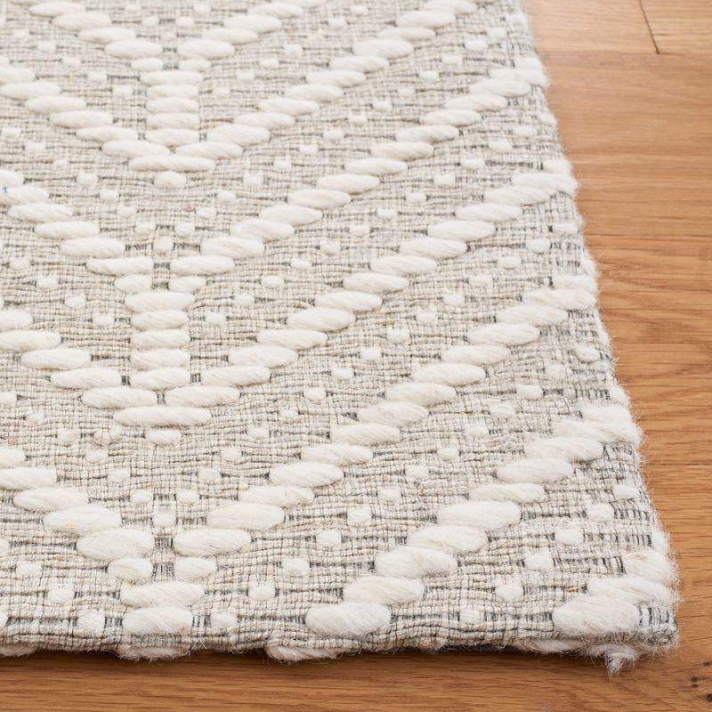 Marbella MRB324 Hand Woven Indoor Accent Rug - Ivory/Beige - 4'x6' - Safavieh