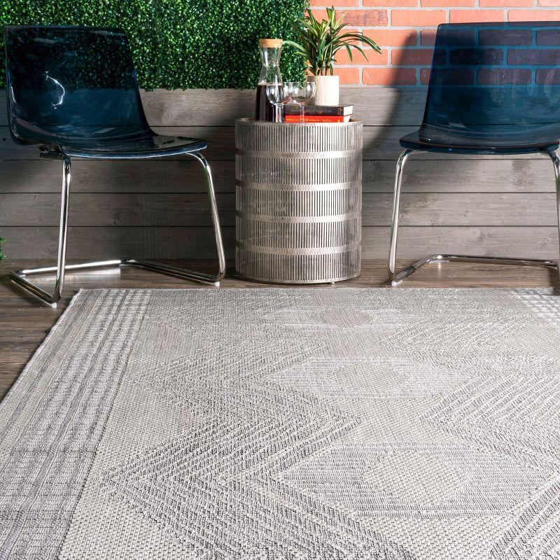 Modern Boho Light Grey Square Synthetic Indoor/Outdoor Rug