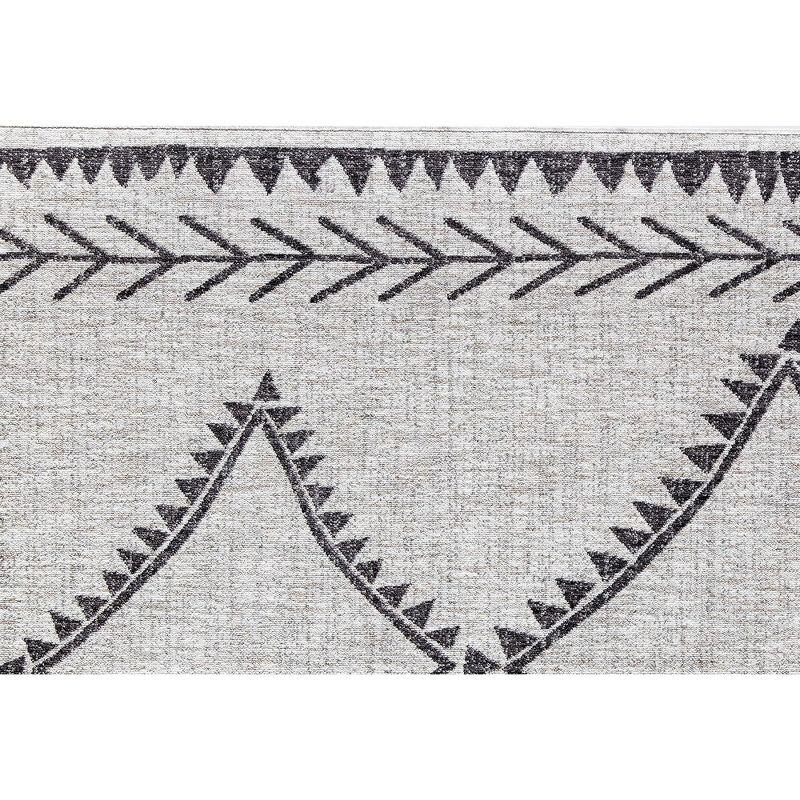 Angelica Gray Abstract Synthetic 5' x 7' Area Rug