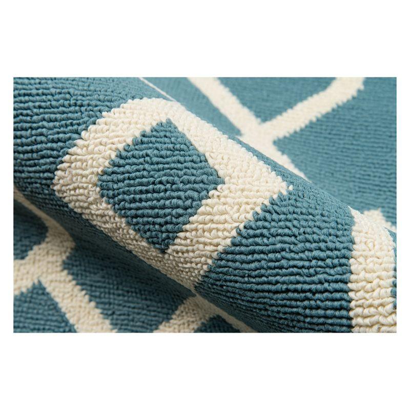 Indoor/Outdoor Lattice Rug