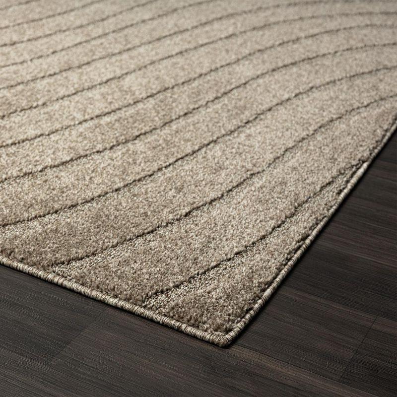 Taupe Geometric Synthetic 5' x 7' Easy-Care Area Rug