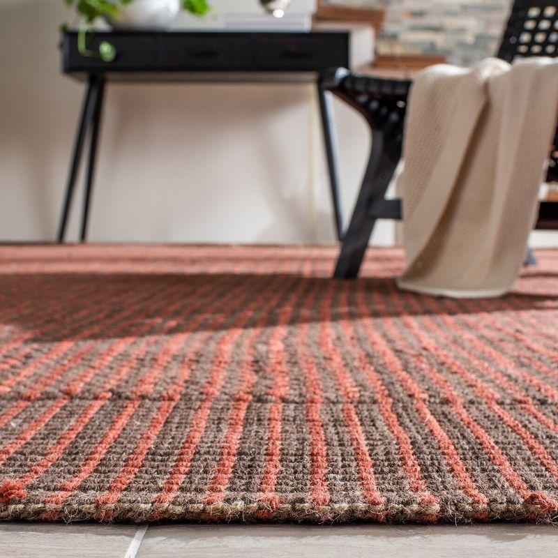 Natural Fiber NF451 Hand Loomed Area Rug  - Safavieh