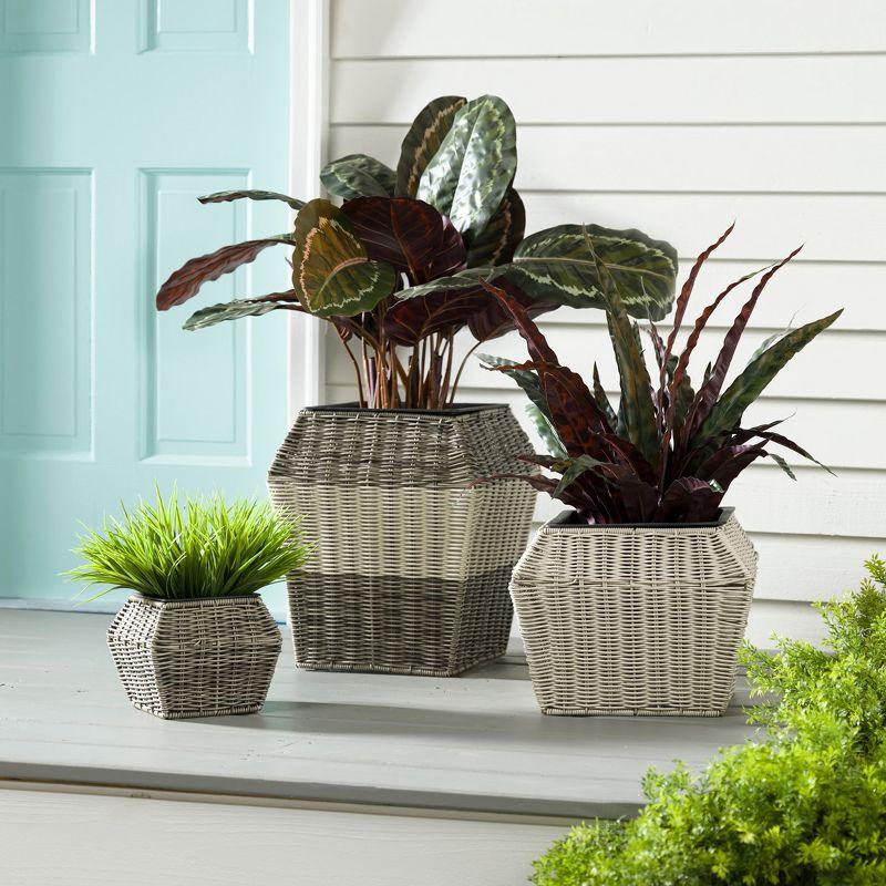 Evergreen Short Resin Wicker Planter Set of 3