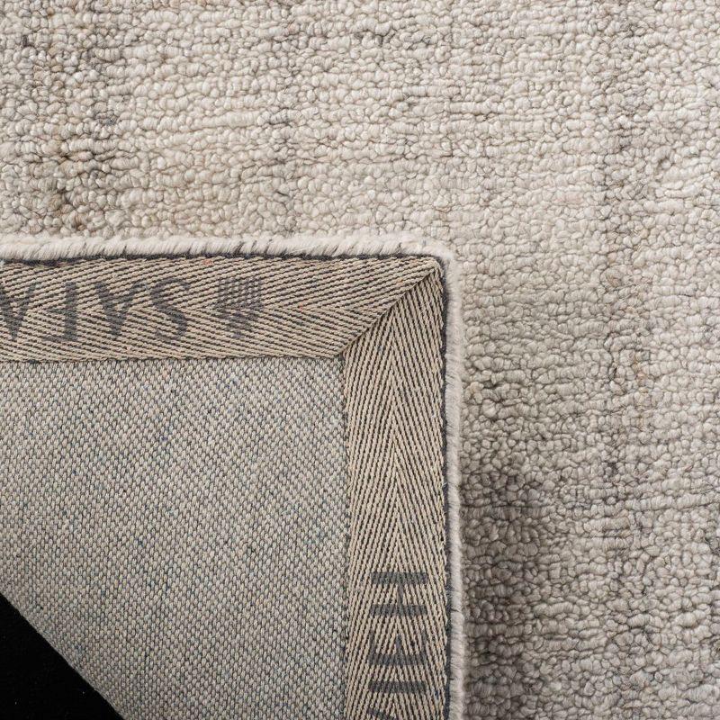Abstract ABT141 Handmade Indoor Area Rug - Light Grey - 4'x4' - Safavieh
