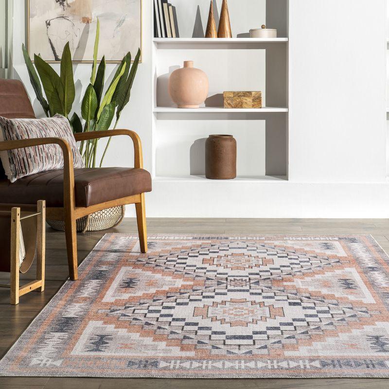 Nuloom Leighton Machine Washable Southwestern Medallion Indoor Area Rug