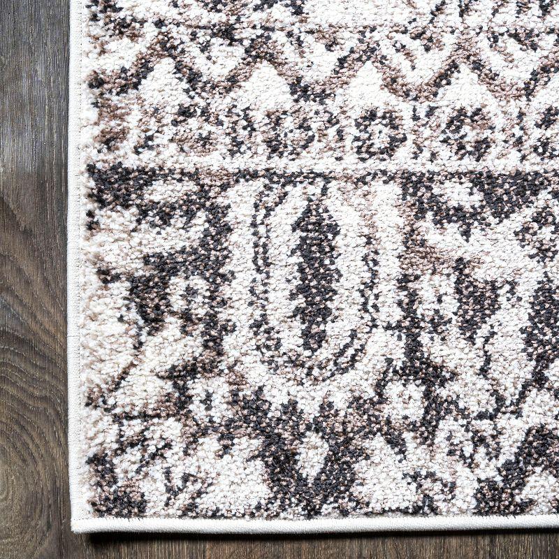 Ivory Medallion Easy-Care Synthetic Area Rug