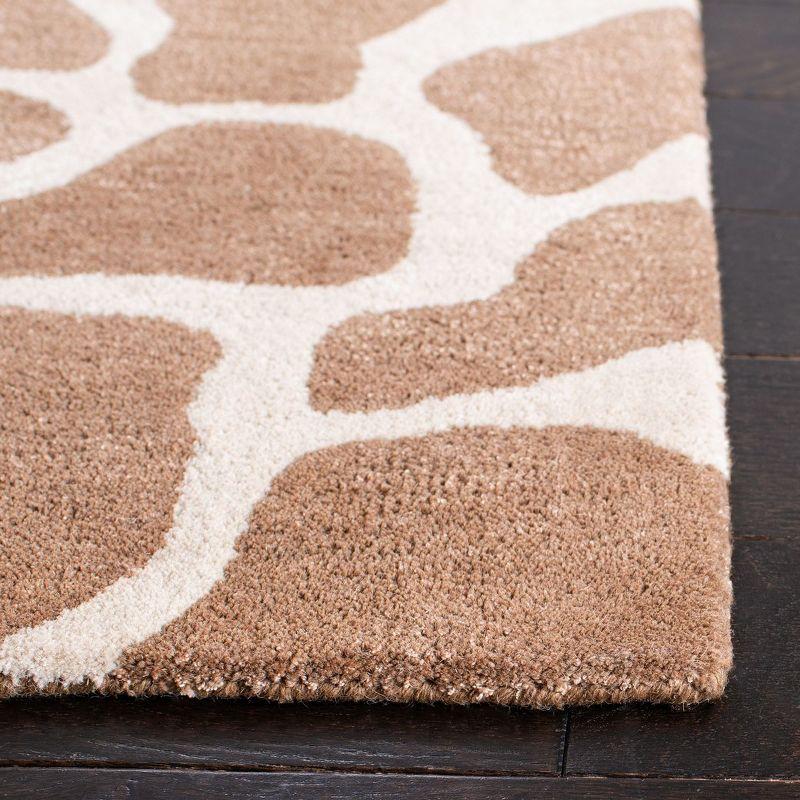 Soho SOH436 Hand Tufted Area Rug - Beige/Brown - 3'6"x5'6" - Safavieh.