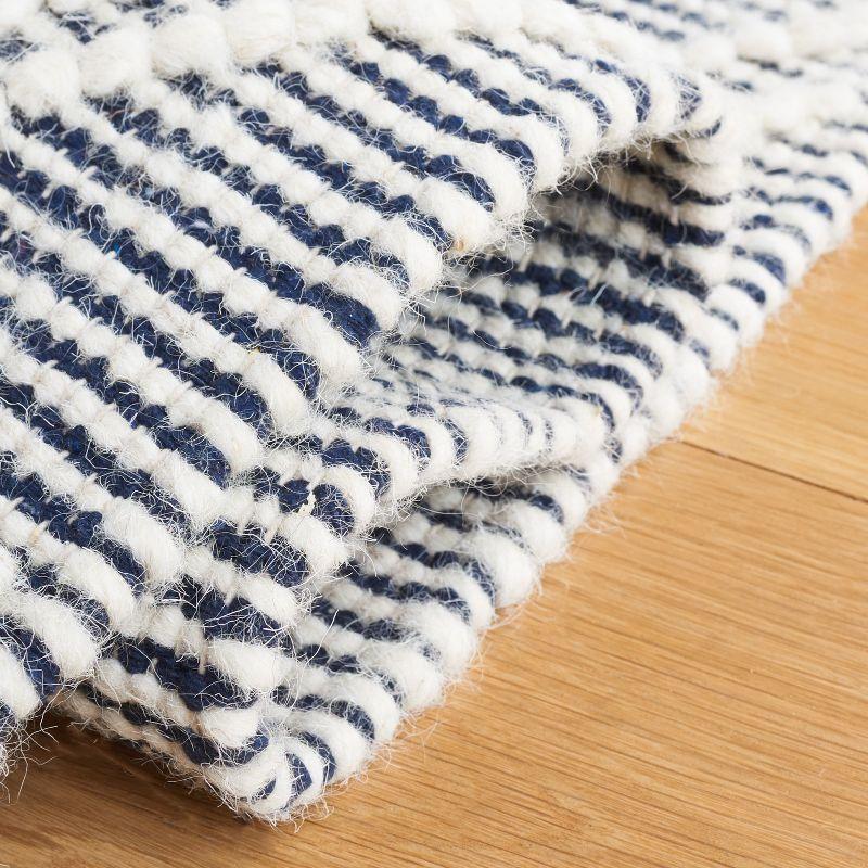 Natura NAT826 Hand Woven Area Rug - Ivory/Navy - 4'x6' - Safavieh.