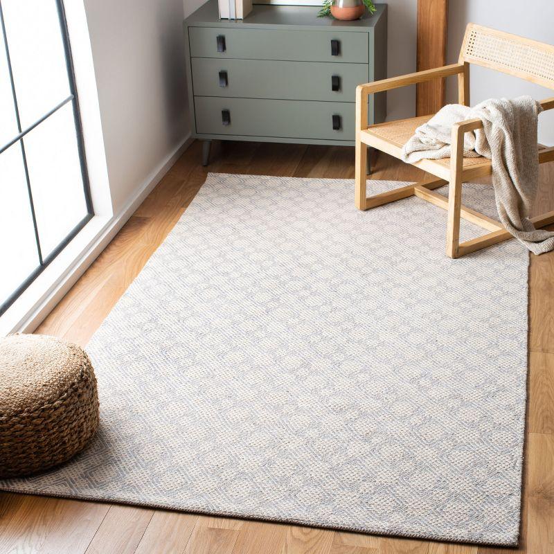 Cotton Kilim KLC222 Hand Woven Area Rug - Silver/Ivory - 5'x8' - Safavieh