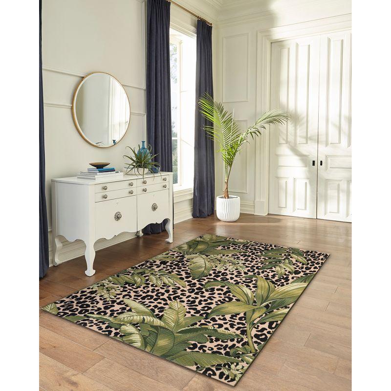 Safari Elegance Black and Beige Synthetic Indoor/Outdoor Rug - 3'3" x 4'11"