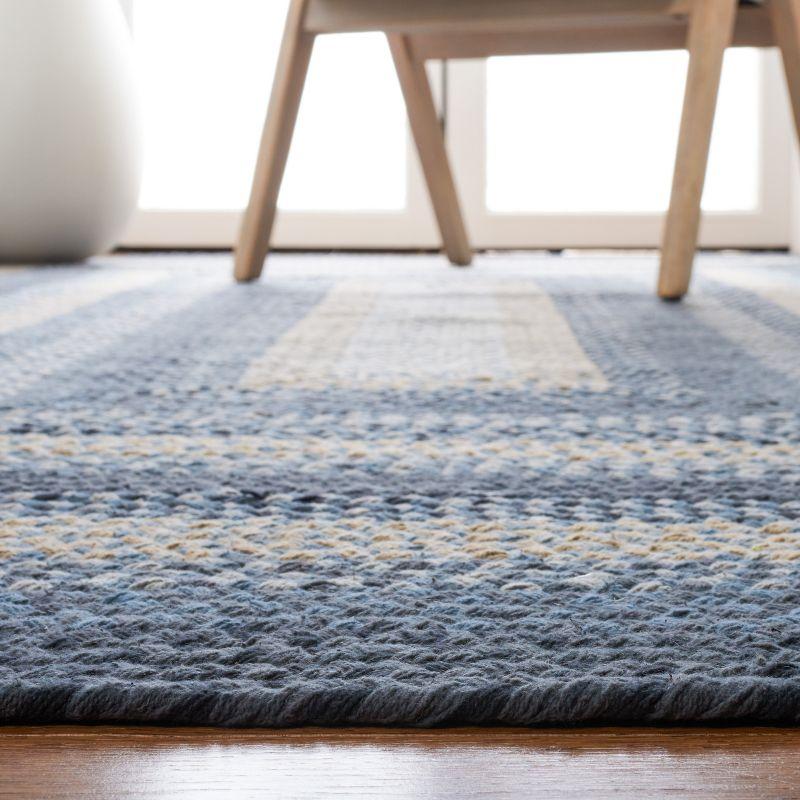 Braided BRD651 Flat Weave Indoor Area Rug - Dark Grey/Blue - 6'x6' - Safavieh