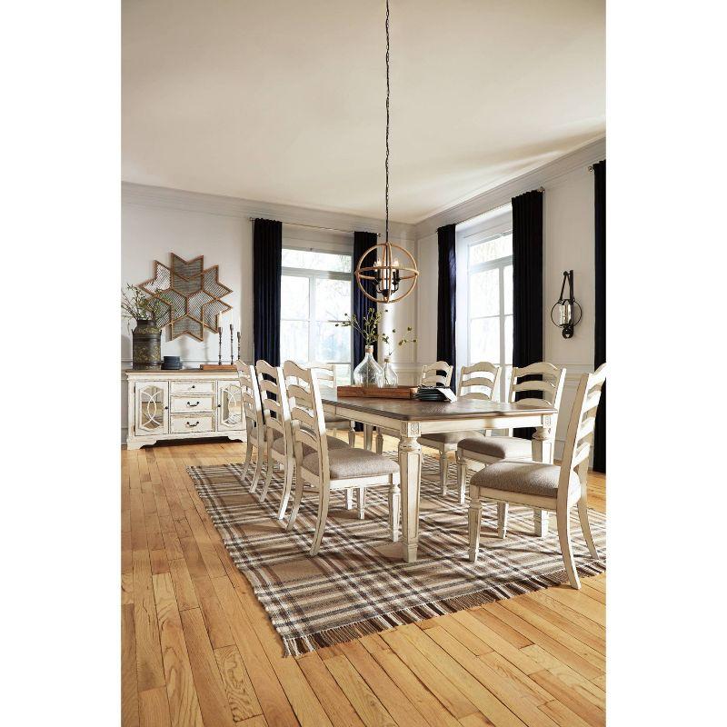 Realyn Dining Room Table