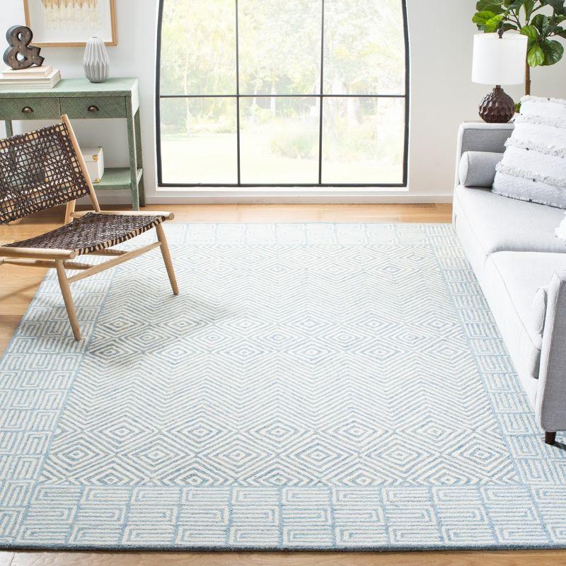 Hand-Tufted Americana Light Blue Wool Rectangular Rug 5' x 8'