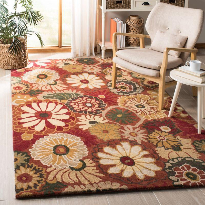 Ivory and Rust Floral Handmade Wool 4' x 6' Rug