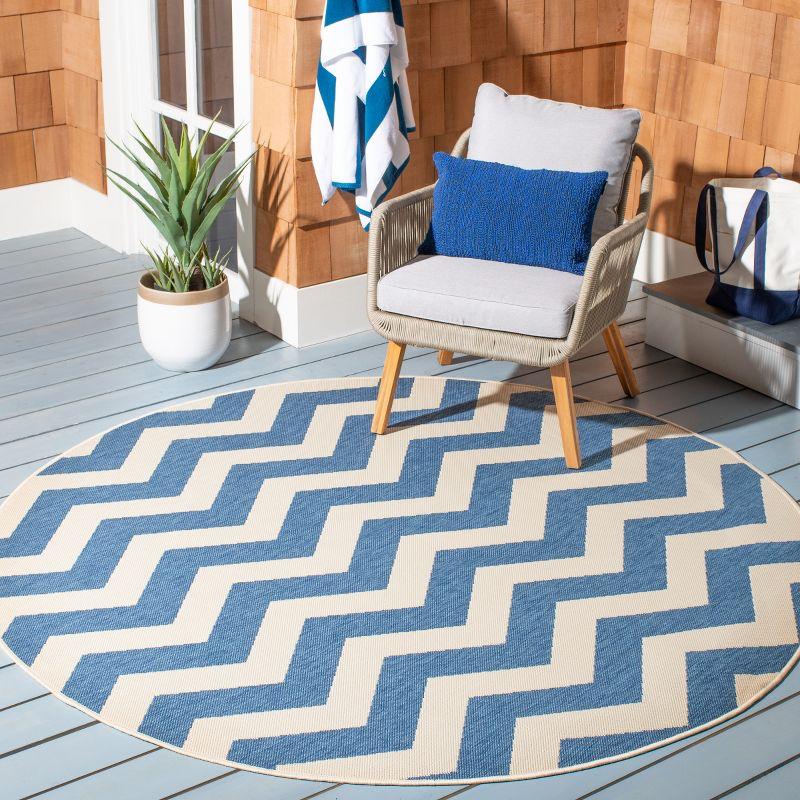 Courtyard CY6245 Power Loomed Indoor and Outdoor Area Rug - Blue/Beige - 4' Round - Safavieh